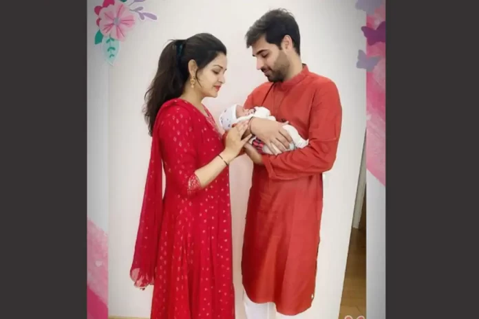 Star bowler bhuvi shares picture of his daughter