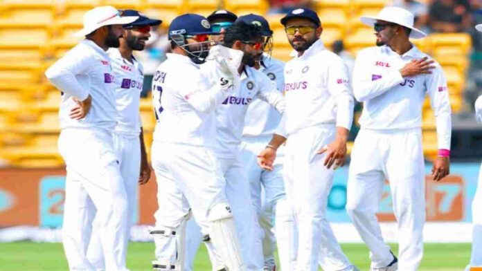 India clean sweeps Sri lanka in test series
